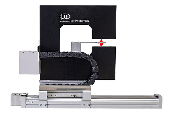 Kombinerad tjockleks- och 3D-profilmätning med thicknessGAUGE 3D
